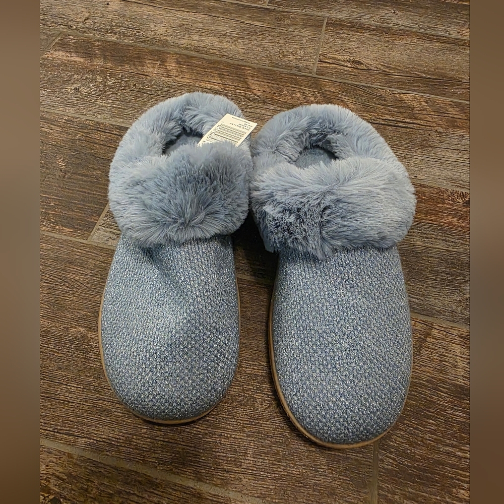 Isotoner Slippers (9.5-10)